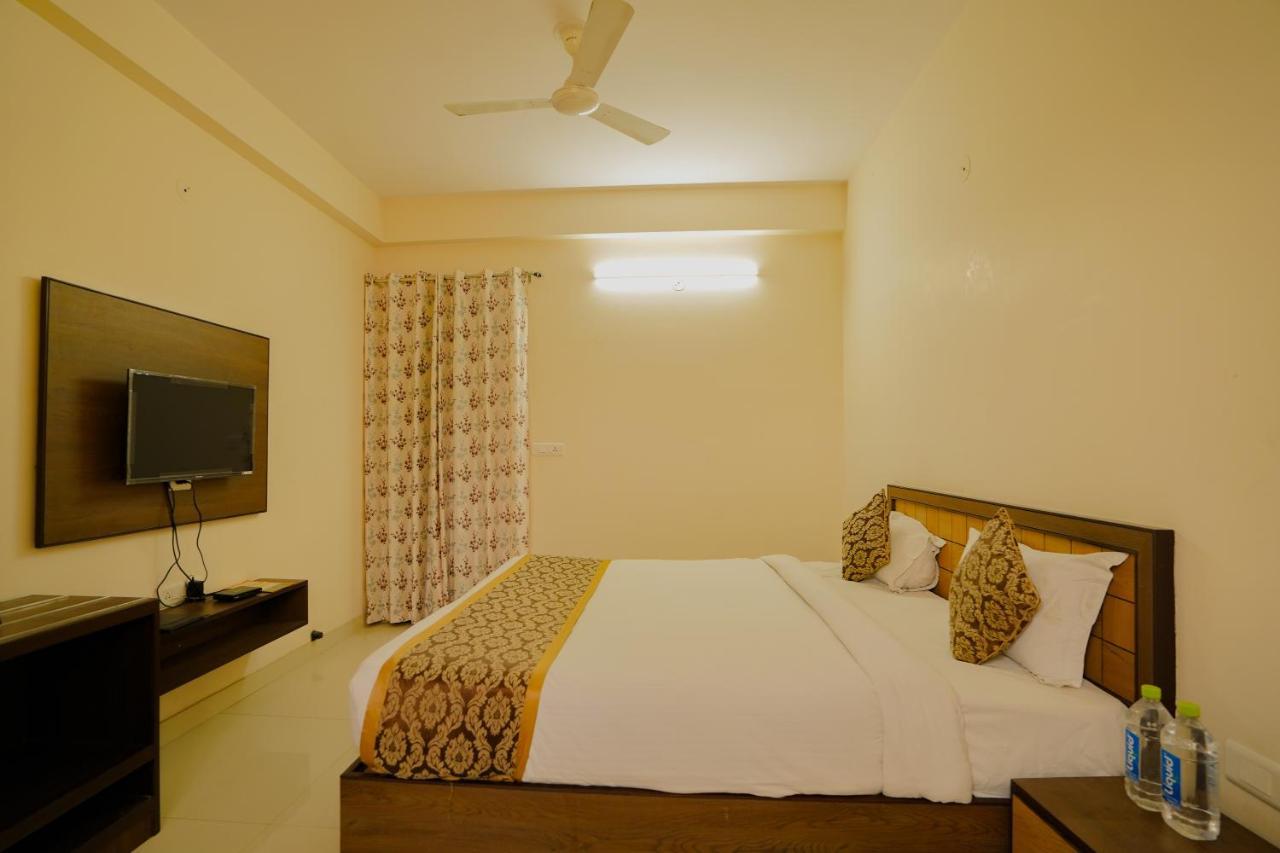 Hotel Cheelgadi Jaipur Extérieur photo