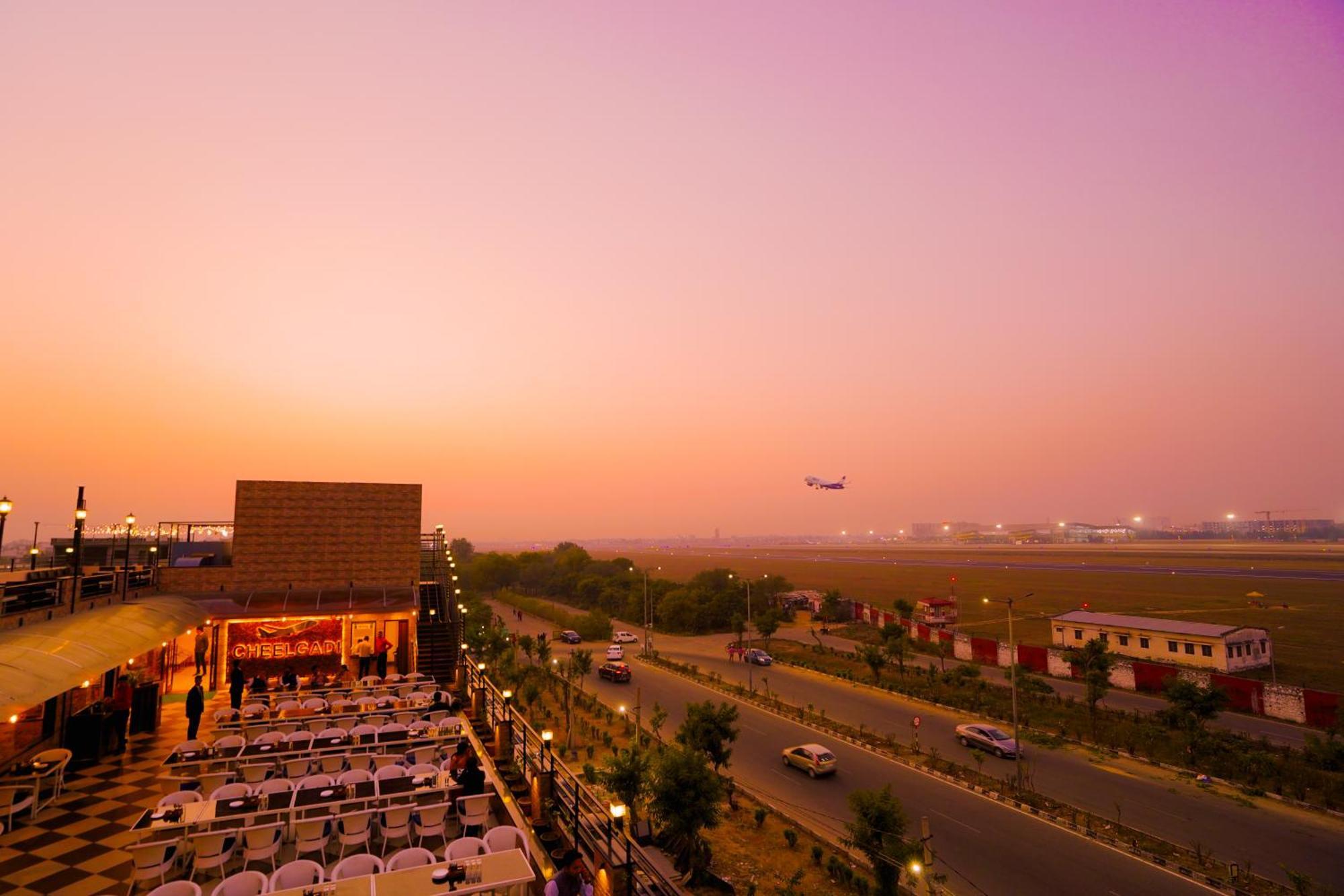 Hotel Cheelgadi Jaipur Extérieur photo