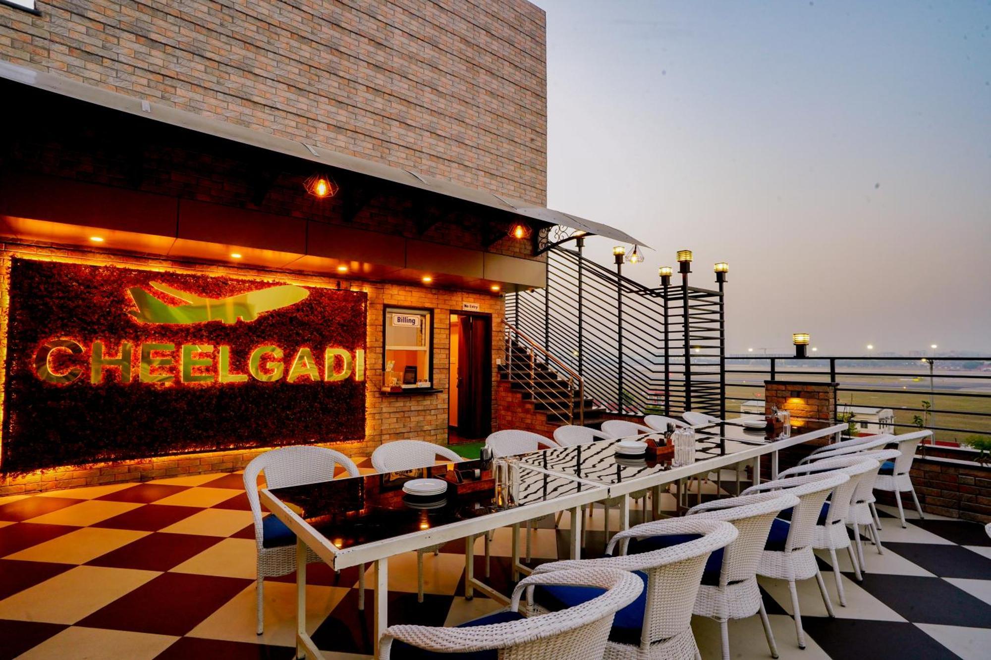 Hotel Cheelgadi Jaipur Extérieur photo