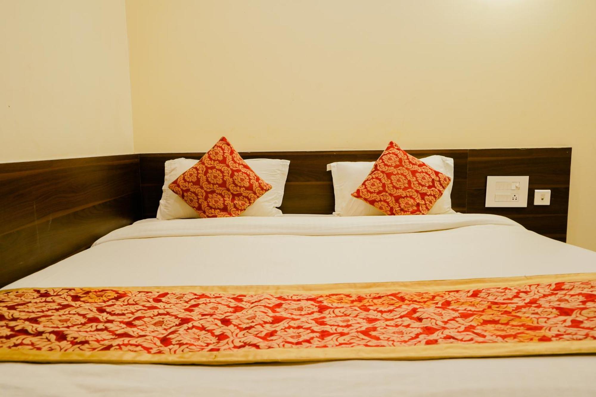 Hotel Cheelgadi Jaipur Extérieur photo